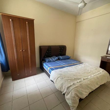 Fullhouse Marina View Villas Apartment Port Dickson Esterno foto