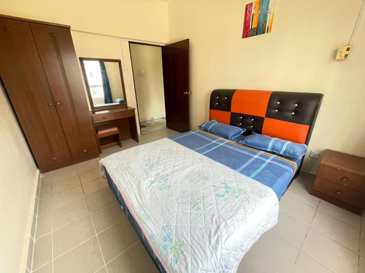Fullhouse Marina View Villas Apartment Port Dickson Esterno foto